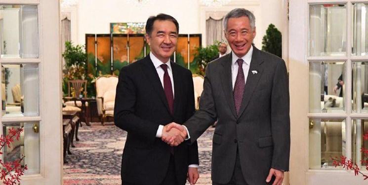 تاکید نخست وزیران قزاقستان و سنگاپور بر توسعه همکاری های مالی