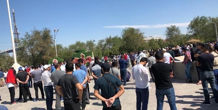 بازداشت 54 شهروند قزاق به اتهام حضور در تجمع های ضدچینی بازداشت 54 شهروند قزاق به اتهام حضور در تجمع های ضدچینی