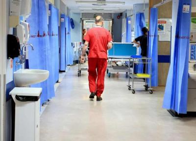 یک سوم بیماران کرونایی در انگلیس می میرند