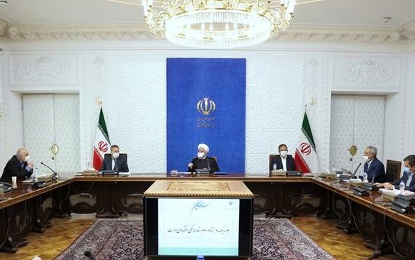 روحانی: عرضه سهام شرکت های دولتی در بازار سرمایه ادامه خواهد یافت