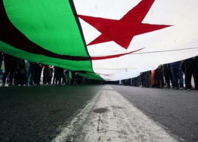خبرنگاران رییس جمهوری الجزایر تاریخ انتخابات زودهنگام پارلمانی را گفت