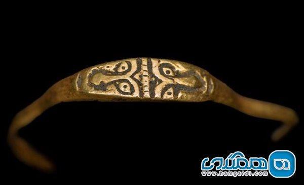کشف یک حلقه طلای کمیاب قرون وسطایی در لهستان کشف یک حلقه طلای کمیاب قرون وسطایی در لهستان