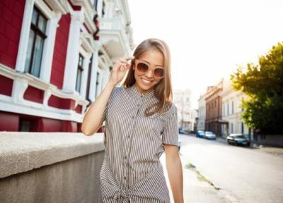 چگونه با لباس راه راه استایل ترندی و زیبایی داشته باشید؟