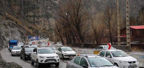 بارش برف وباران در محورهای چالوس، هراز، فیروزکوه و جاده بارش برف وباران در محورهای چالوس، هراز، فیروزکوه و جاده های 27 استان
