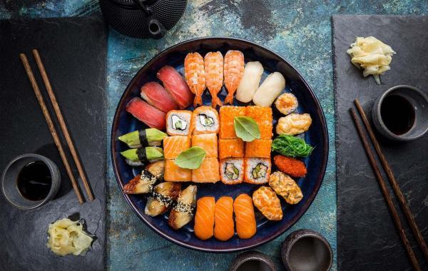 معرفی 10 نوع سوشی محبوب در دنیا